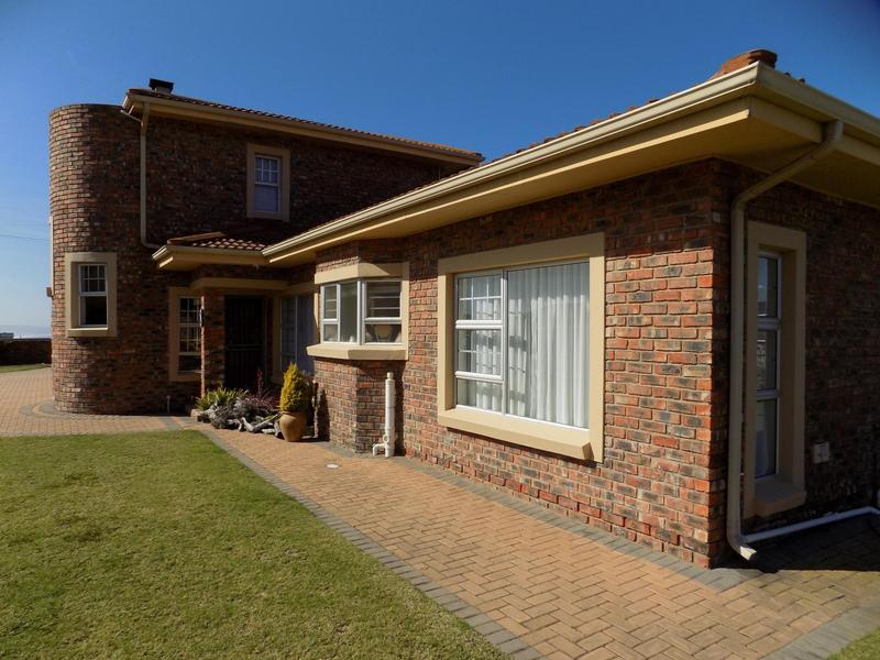 5 Bedroom Property for Sale in Tergniet Western Cape